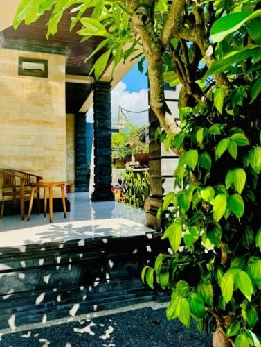 Nyoman19 Guest House Hotel in Kuta