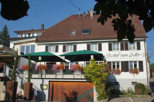 Gasthof zum Adler - Wahlwies-3 km z Bodensee Hotel geoffnet - Rest-Mo-Di-geschl Hotel in Baden-Württemberg