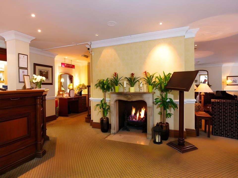 Kingston Lodge Hotel Hotel in Kingston upon Thames