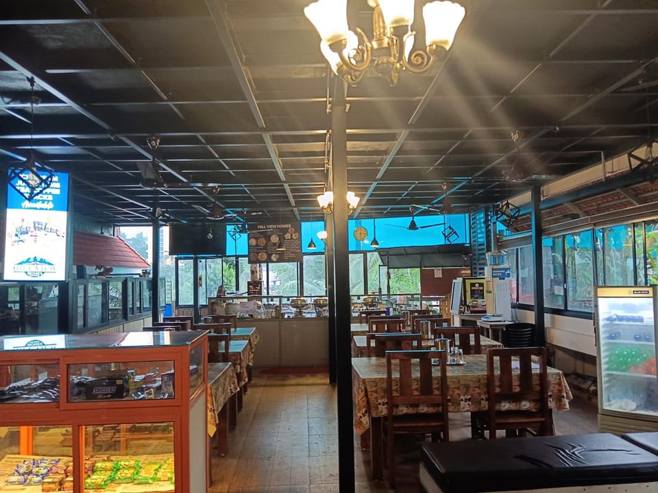 Hill View Hotel and Lodging  Hotel in Thiruvananthapuram