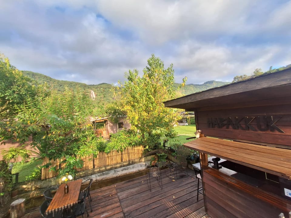 Sangsure View Bed and Breakfast in Thailand