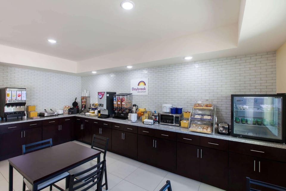 Days Inn by Wyndham Baton Rouge Airport Hotel in Baton Rouge