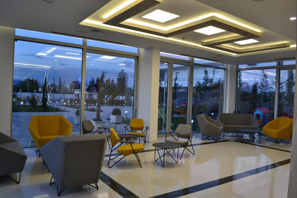 Perla Luxury Apartment hotel in Ulcinj Municipality