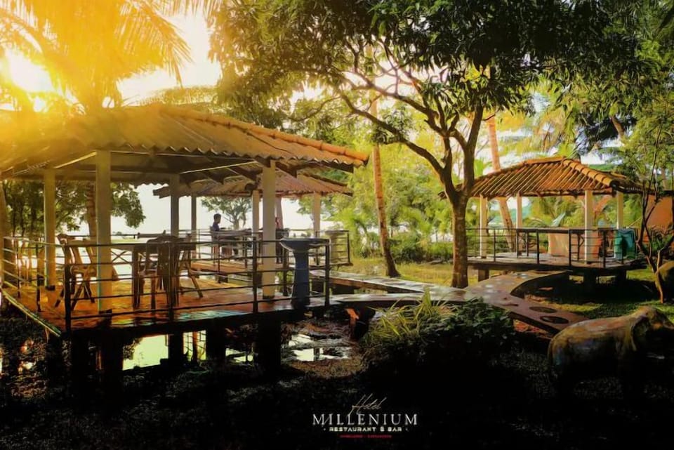 Hotel Millenium Hotel in Sri Lanka