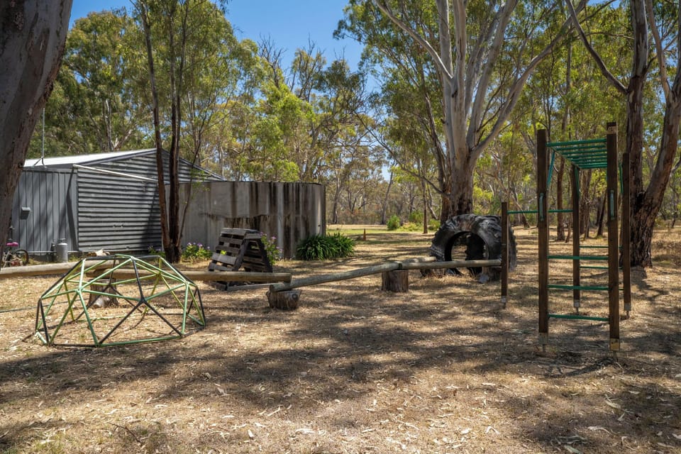Tiny Away Escape at Grampians Edge Hotel in Victoria