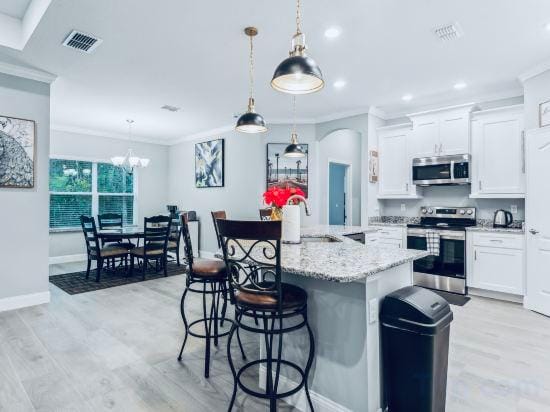Spectacular NEW Home with lots of parking Exit 284 Hotel in Palm Coast