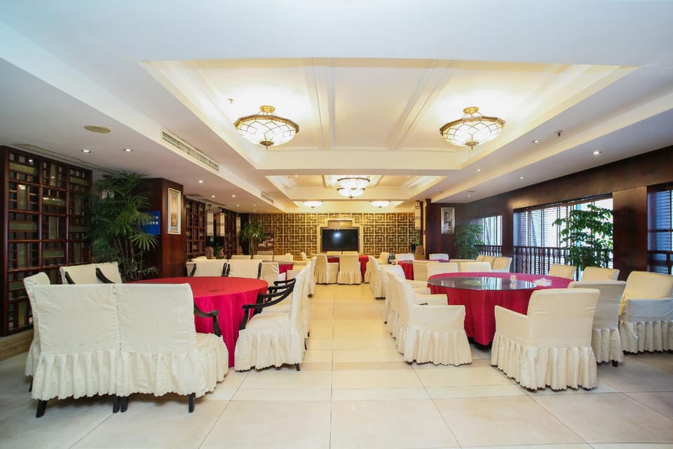 Jinlong Hotel Hotel in Chengdu