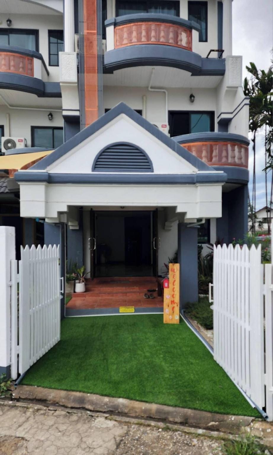 HomeyMaeKha Hostel Chiangmai Hotel in Chiang Mai