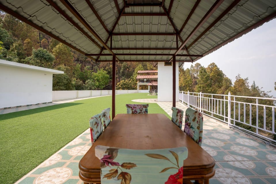 Hotel Robinsson Palace Hotel in Uttarakhand