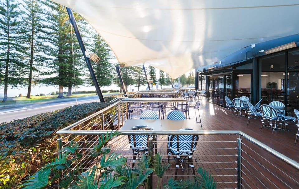 Pippi's at the Point Hotel in Lake Macquarie