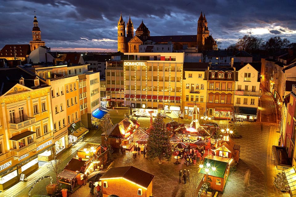 Dom Hotel  Hotel in Worms