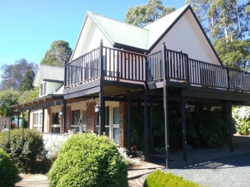 Robin's Nest B&B Hotel in Tasmania