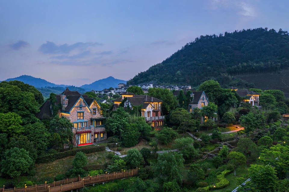 Anji Longwangxi Resort Villa Hotel in Suzhou