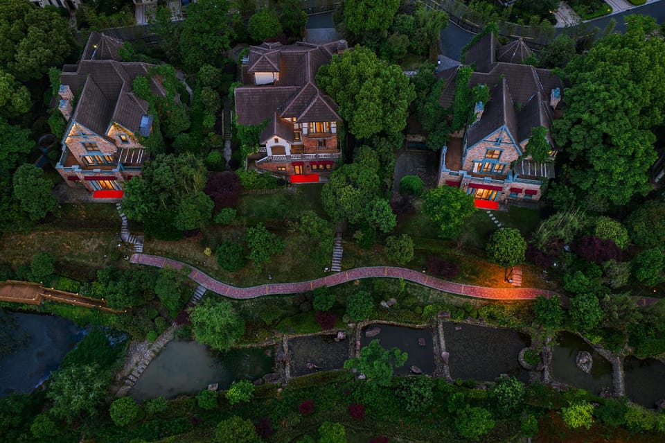 Anji Longwangxi Resort Villa Hotel in Suzhou