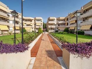 Dona Carlota Living Hotel in Torremolinos