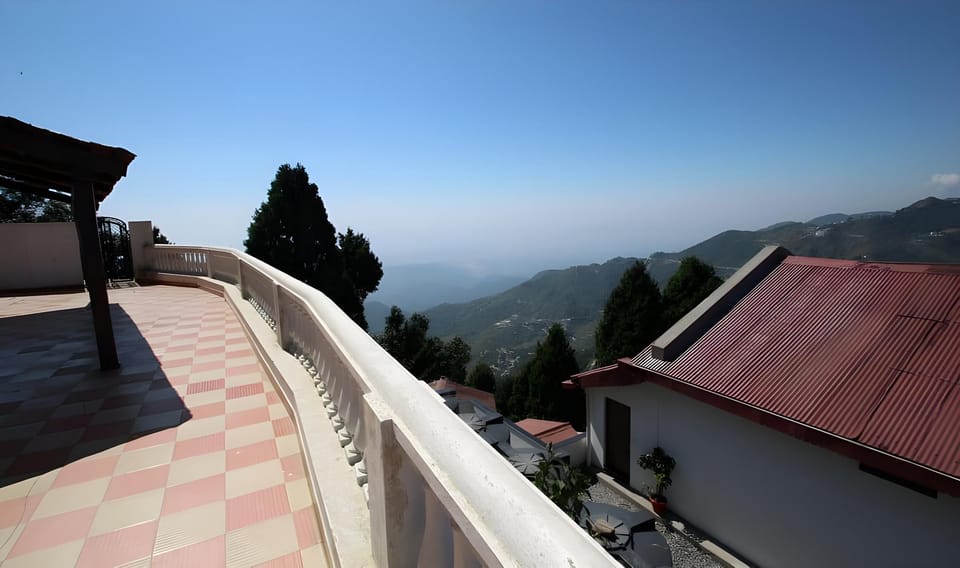 Hotel Himalaya Castle Hotel in Uttarakhand