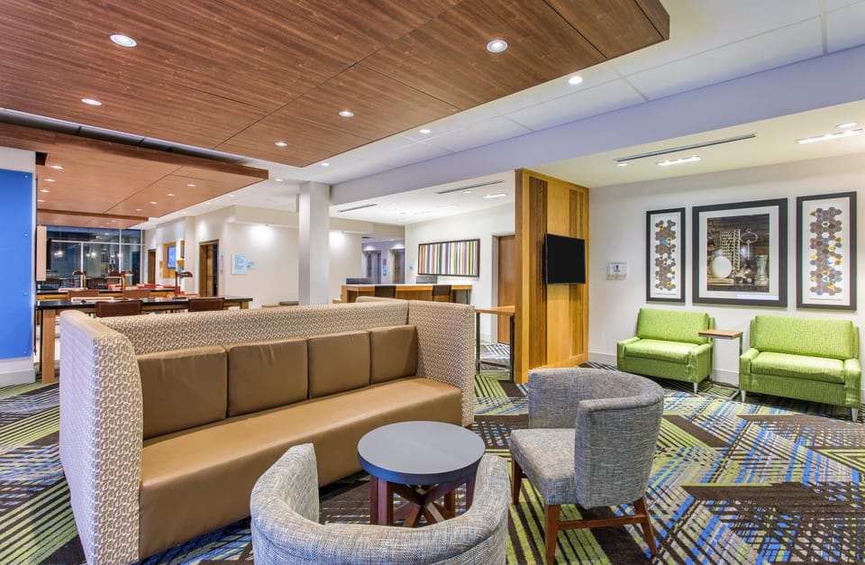 Holiday Inn Express And Suites La Grange By IHG Hotel in Indiana