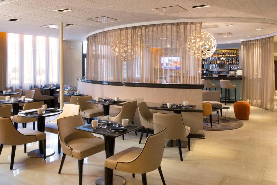 Oceania Le Jura Dijon Hotel in Dijon