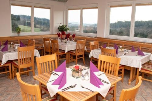 Gasthof Tauser Inn in Carinthia, Austria