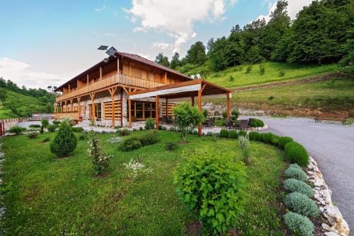 B&B Zlatna Nit Hotel in Lika-Senj County