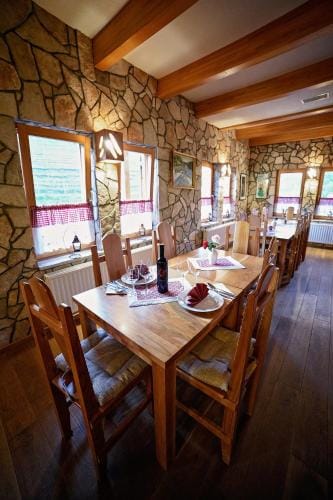 B&B Zlatna Nit Hotel in Lika-Senj County