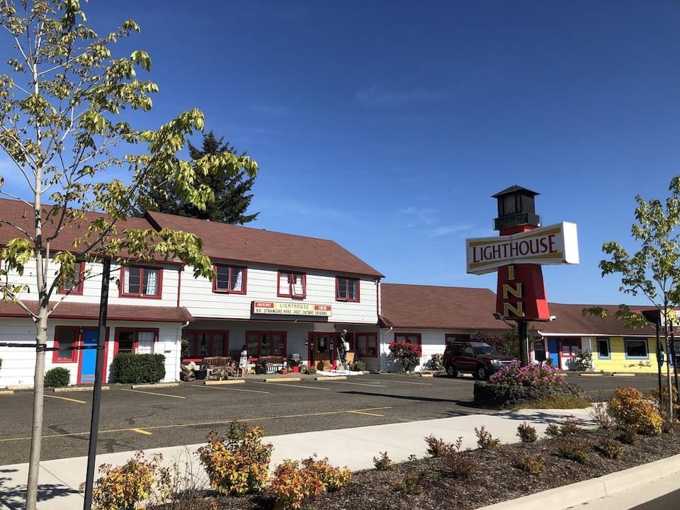 Lighthouse Inn Inn in Florence