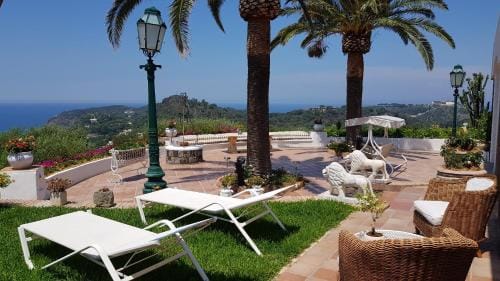 Luxury Relais Villa Magdalena Hotel in Lacco Ameno