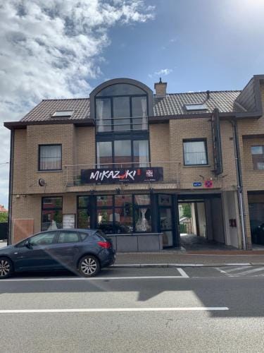 FANTASIA a spacious beautiful apartment & affordable Hotel in Flanders
