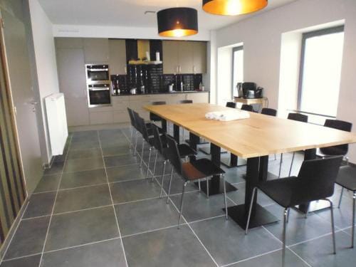 Gite Les 4 Vins Hotel in Wallonia, Belgium
