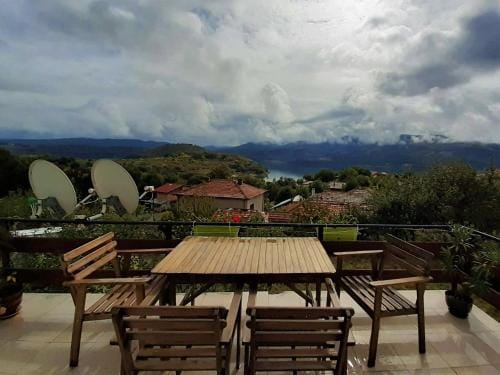 Mihaela Lake Retreat Hotel in Evros, Greece
