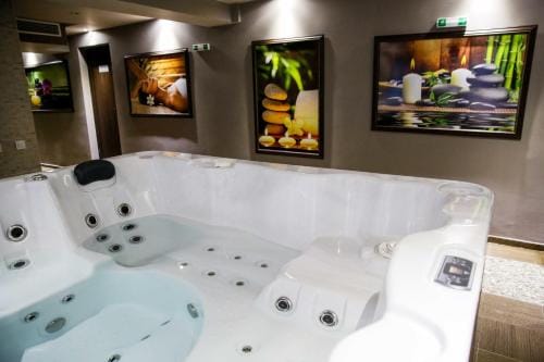 Einstein House & Spa Hotel in Blagoevgrad Province