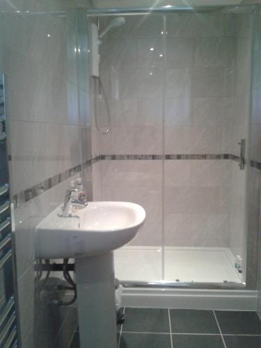 Manor Garden Lodge Hotel in Wirral