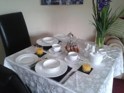 Manor Garden Lodge Hotel in Wirral