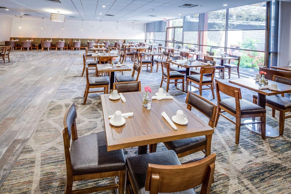 Doubletree by Hilton Huntington Hotel in Huntington
