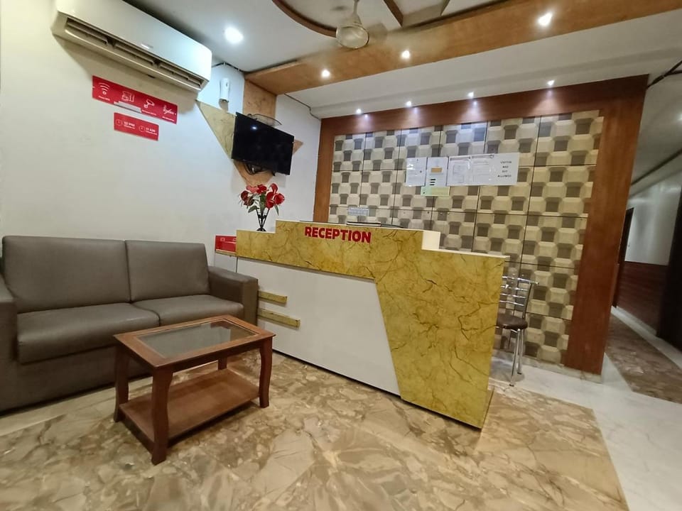 Hotel O Golden Arch Hotel in Mumbai