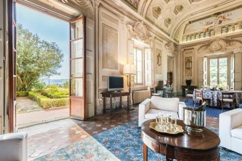 Montegufoni by PosarelliVillas Hotel in Tuscany