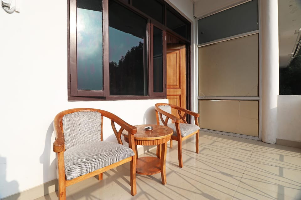 OYO 5589 Pine Oak Resort Hotel in Uttarakhand