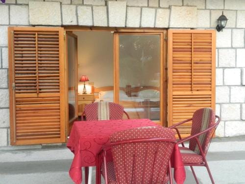 Motel Jelcic Motel in Dubrovnik-Neretva County