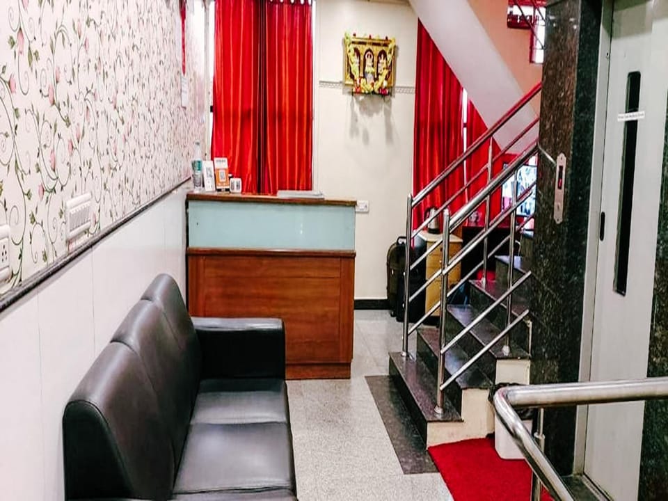 Hotel Champion Inn near Yeswantpur Junction Railway Station Hotel in Bengaluru