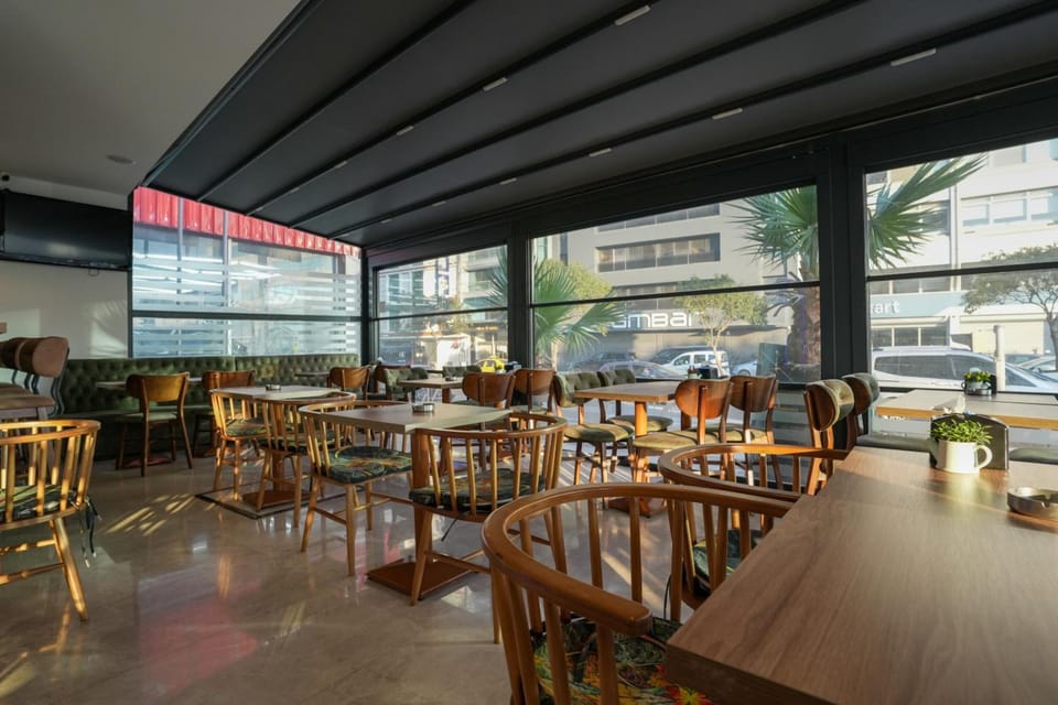 Banquet hall