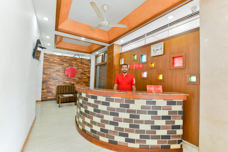 Malabar Plaza Inn Hotel in Kochi
