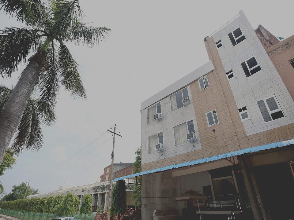 Collection O Gold Star Hotel in Punjab, India