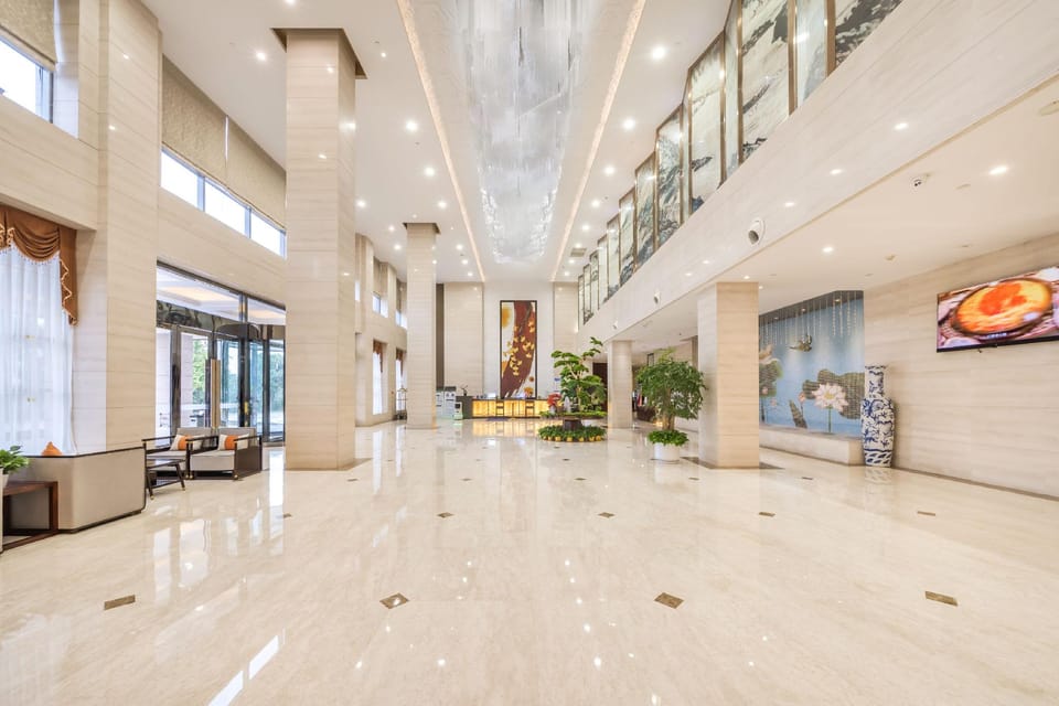 Honglou Yinxing Hotel Hotel in China