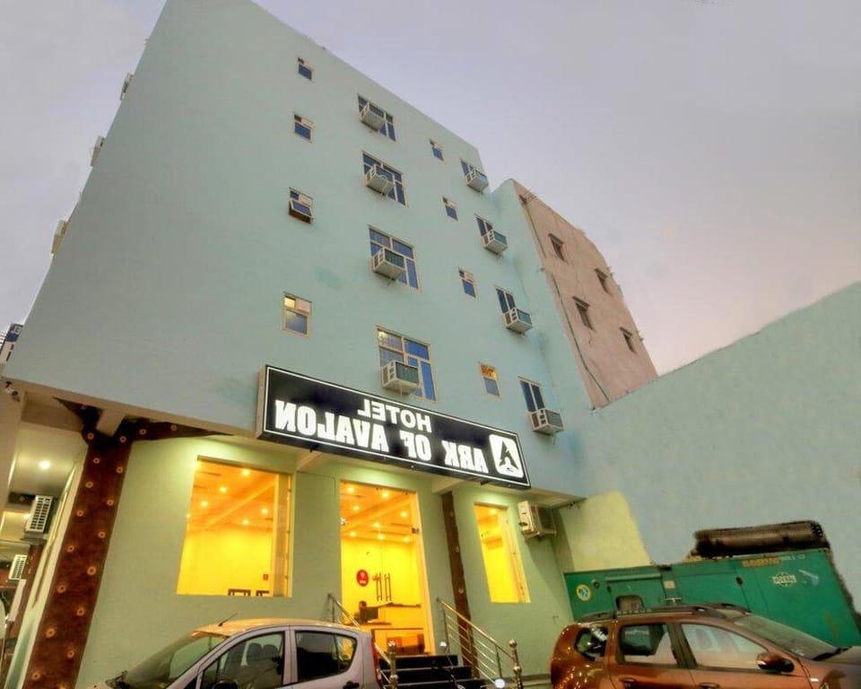 Capital O 9669 AoA Palace Hotel in New Delhi