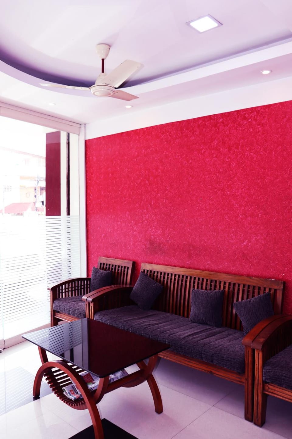 OYO Flagship Uthradam Towers Hotel in Thiruvananthapuram