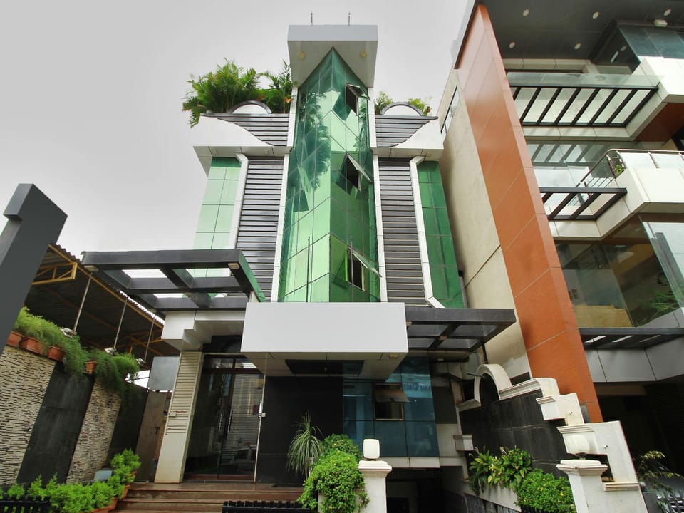 OYO 15955 Rest Inn Hotel in Chikmagalur