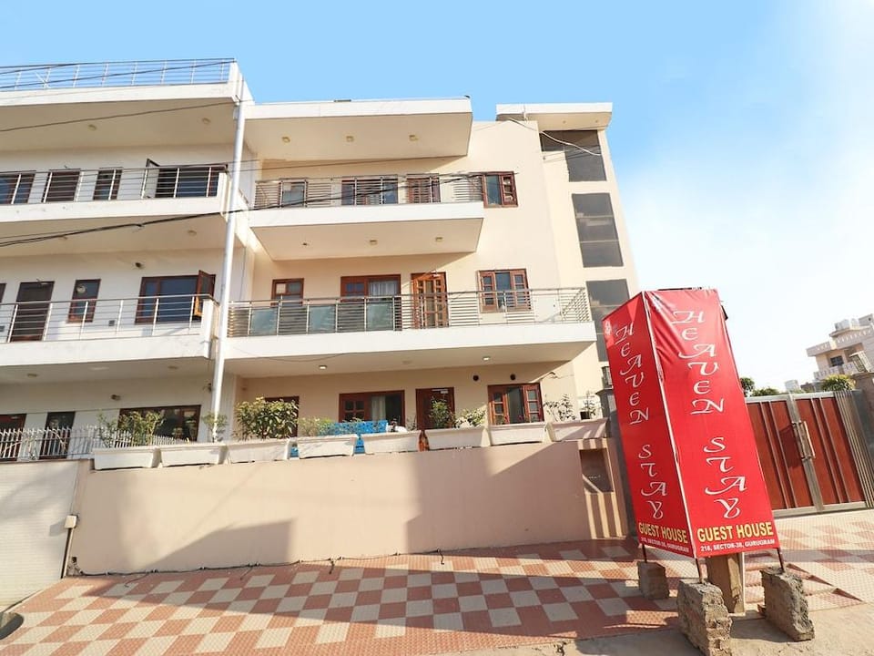 Collection O 28553 Galaxy Hotel Hotel in Gurugram