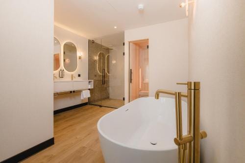 Hotel Philippe Suites I Kloeg Collection Hotel in Zeeland, Netherlands