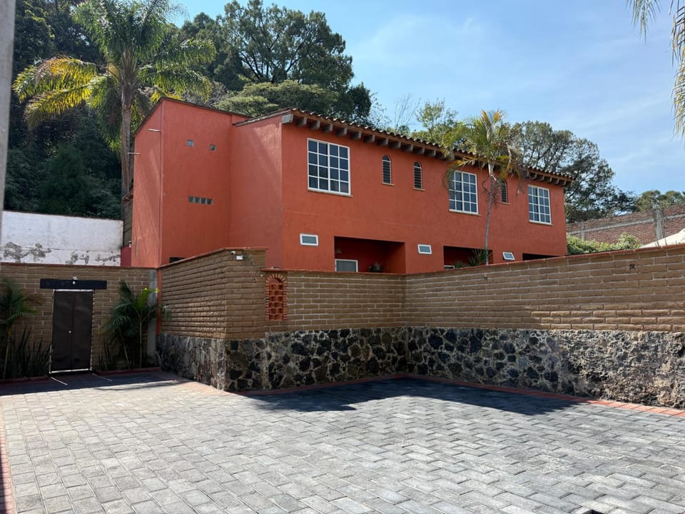 Bungalow Tepoztlan Hotel in Tepoztlan