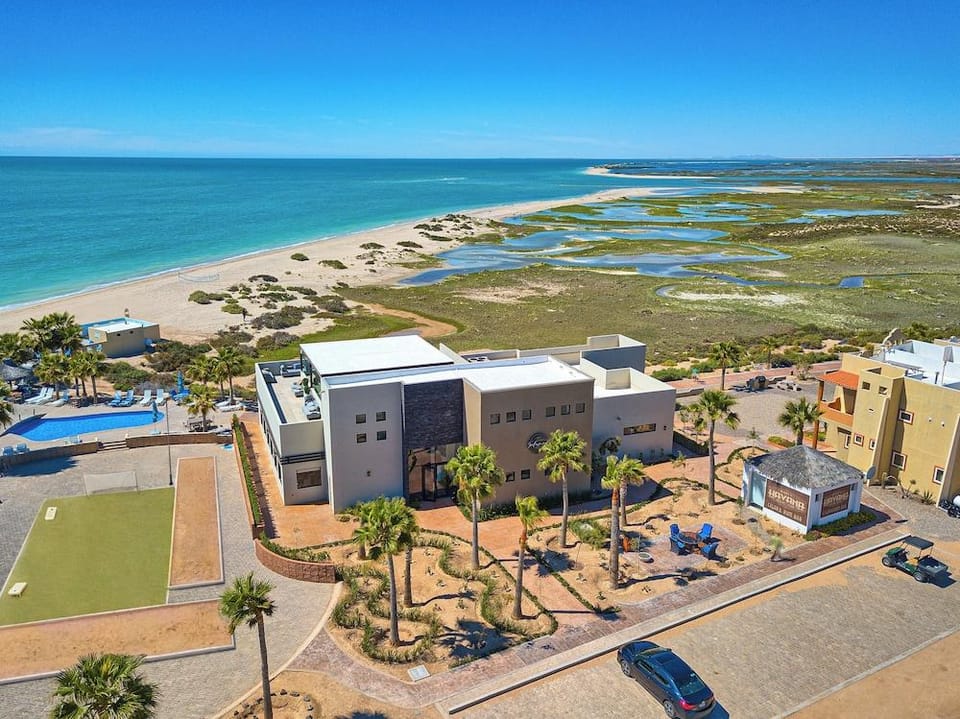 Laguna Shores Resort Hotel in State of Baja California